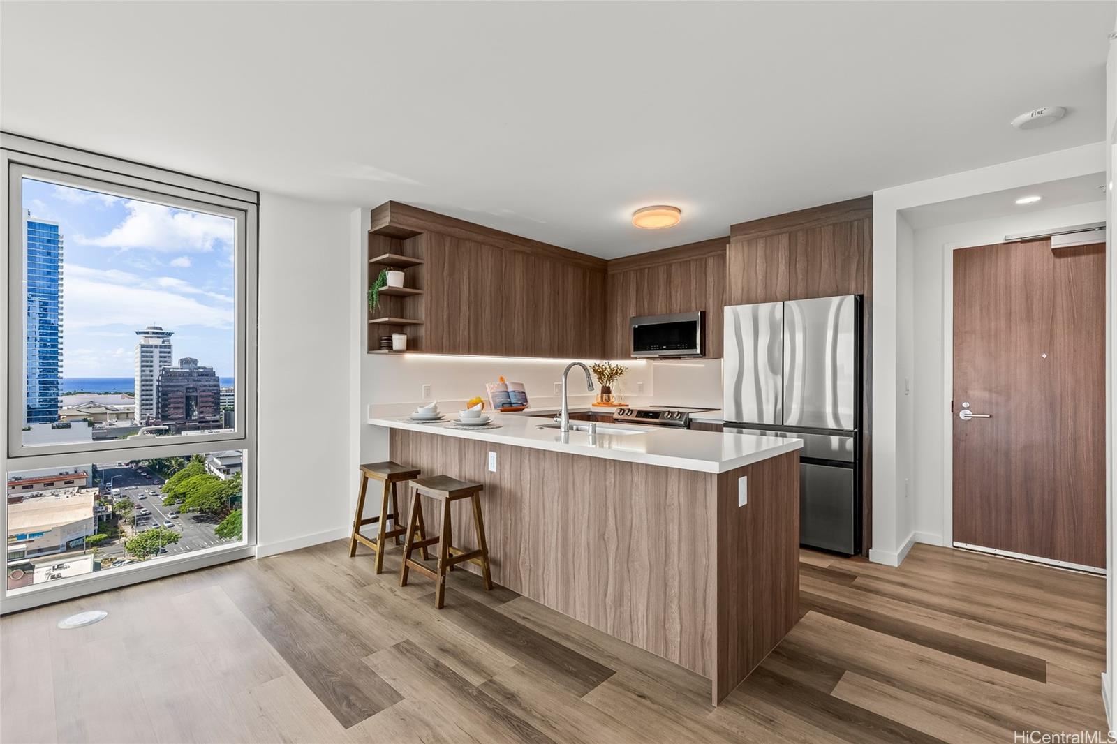 1515 Liona Street  Unit 1801
