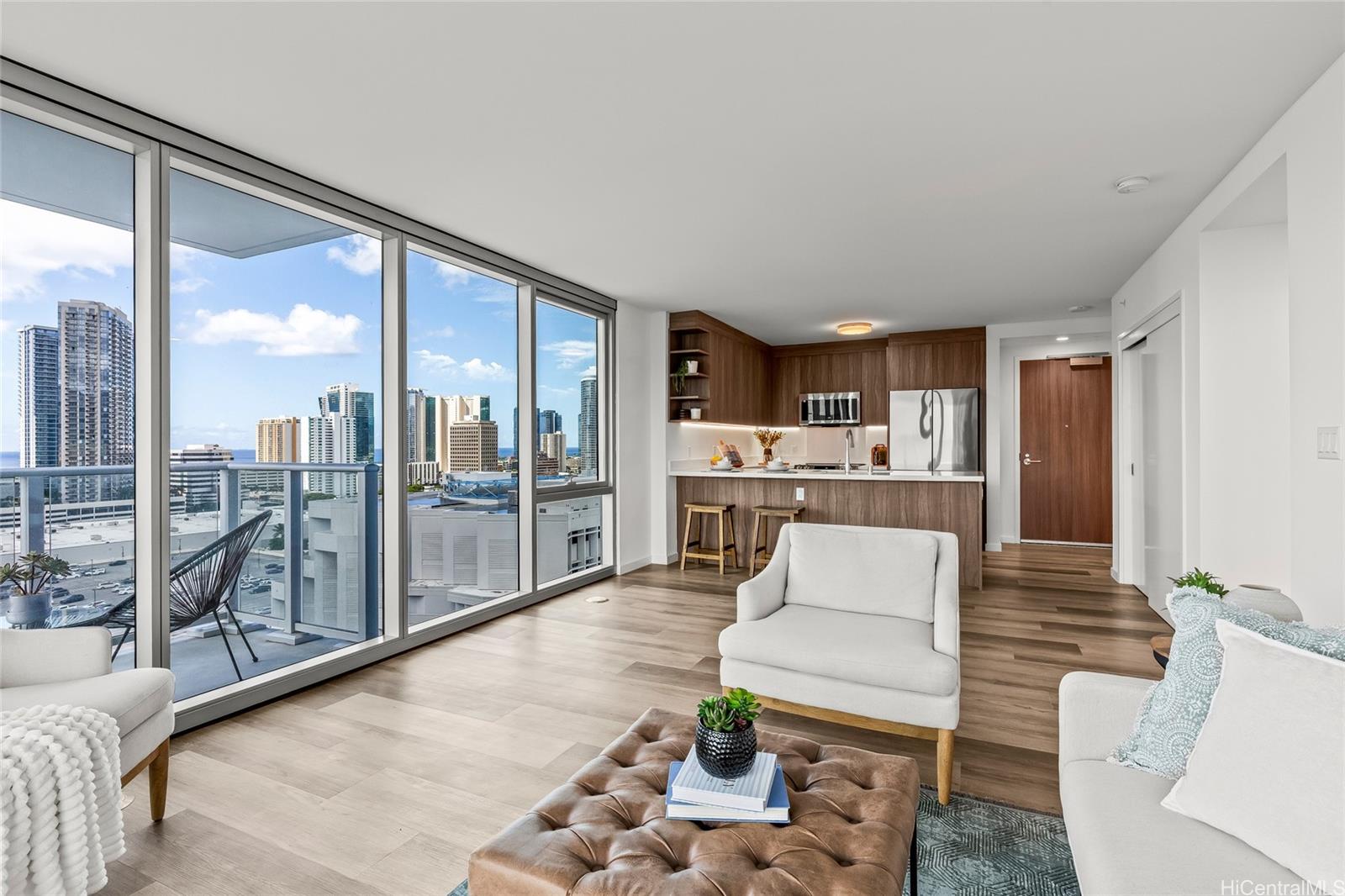1515 Liona Street  Unit 1801