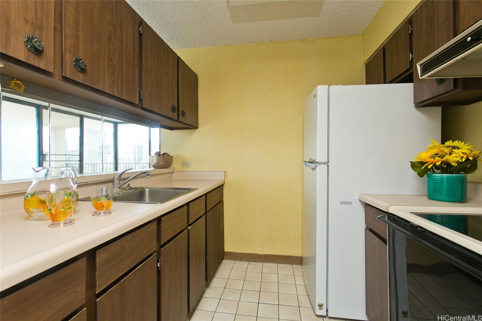 2444 Hihiwai Street  Unit 804