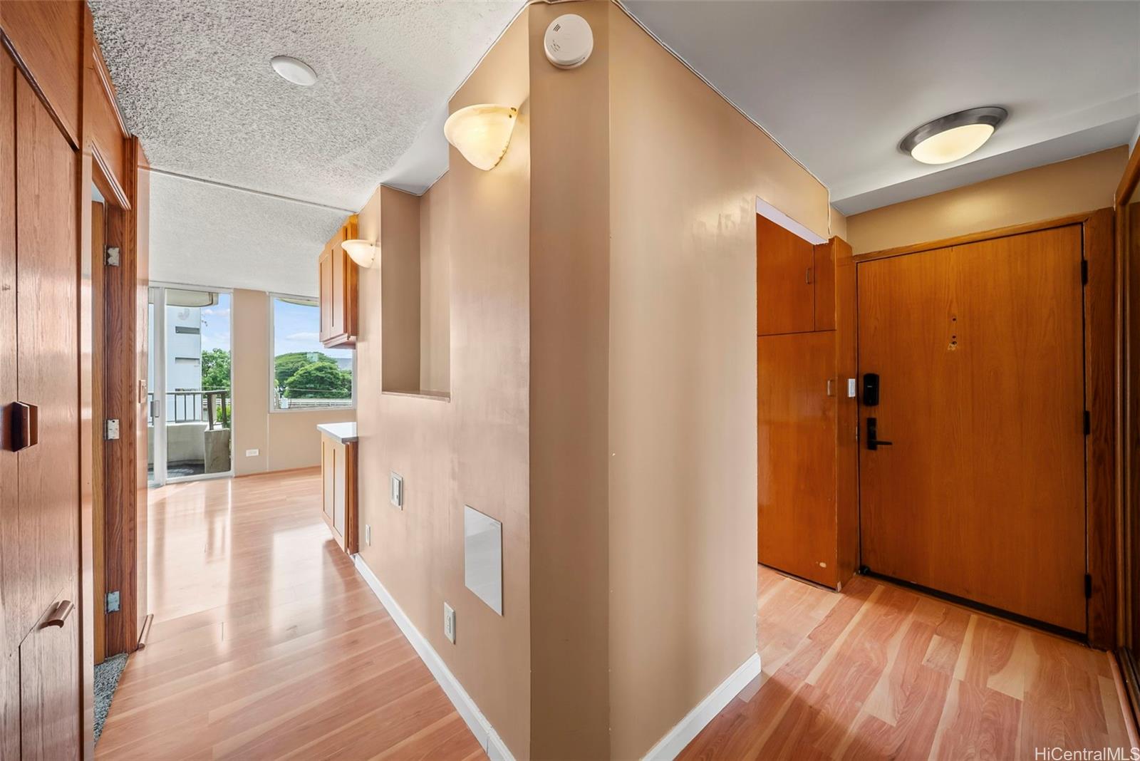 2825 South King Street  Unit 403
