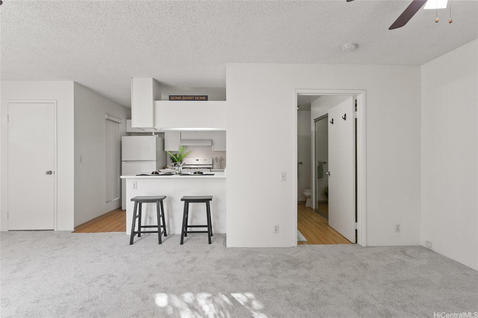 Photo 15 of 25