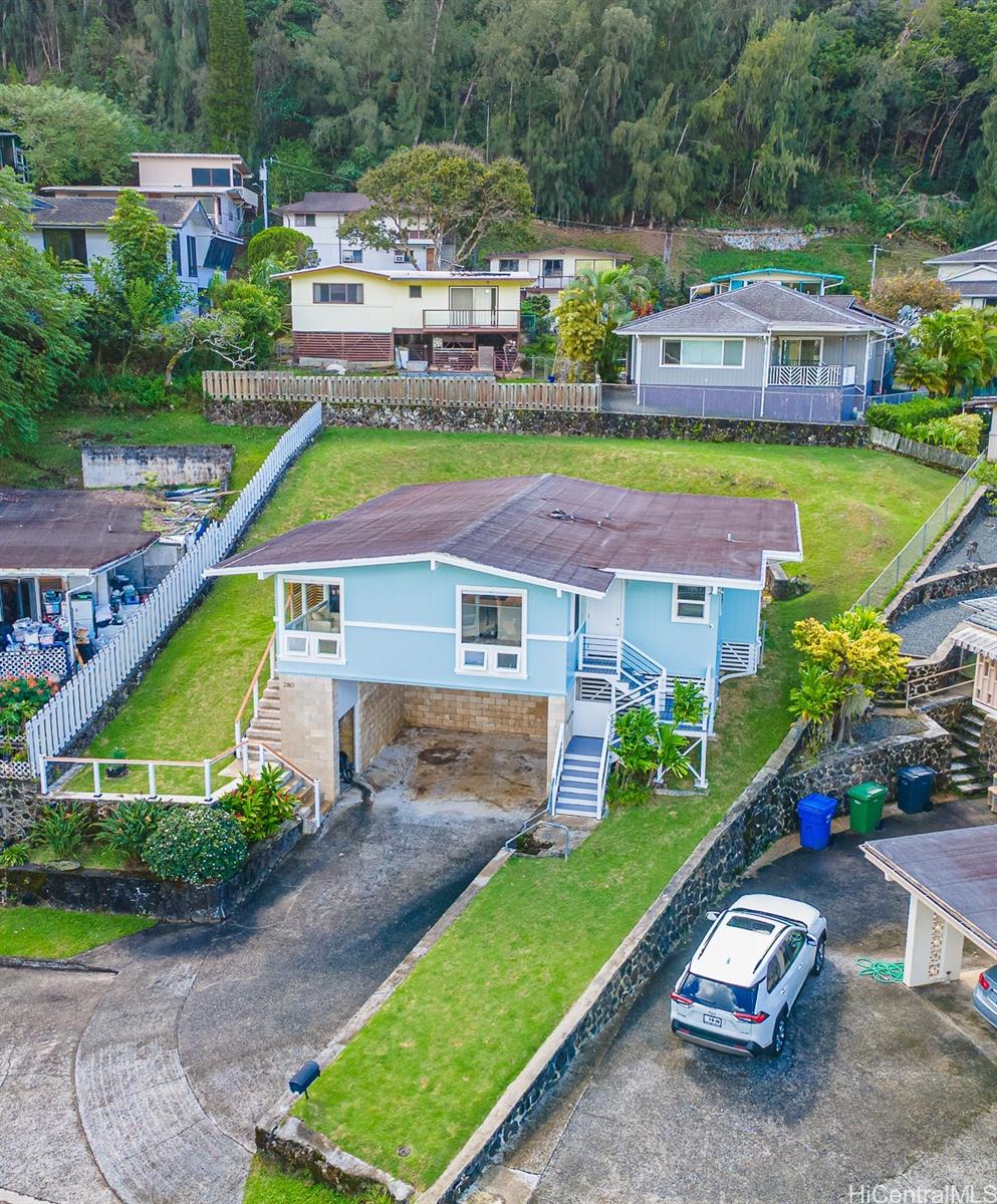 280 Polohiwa Place
