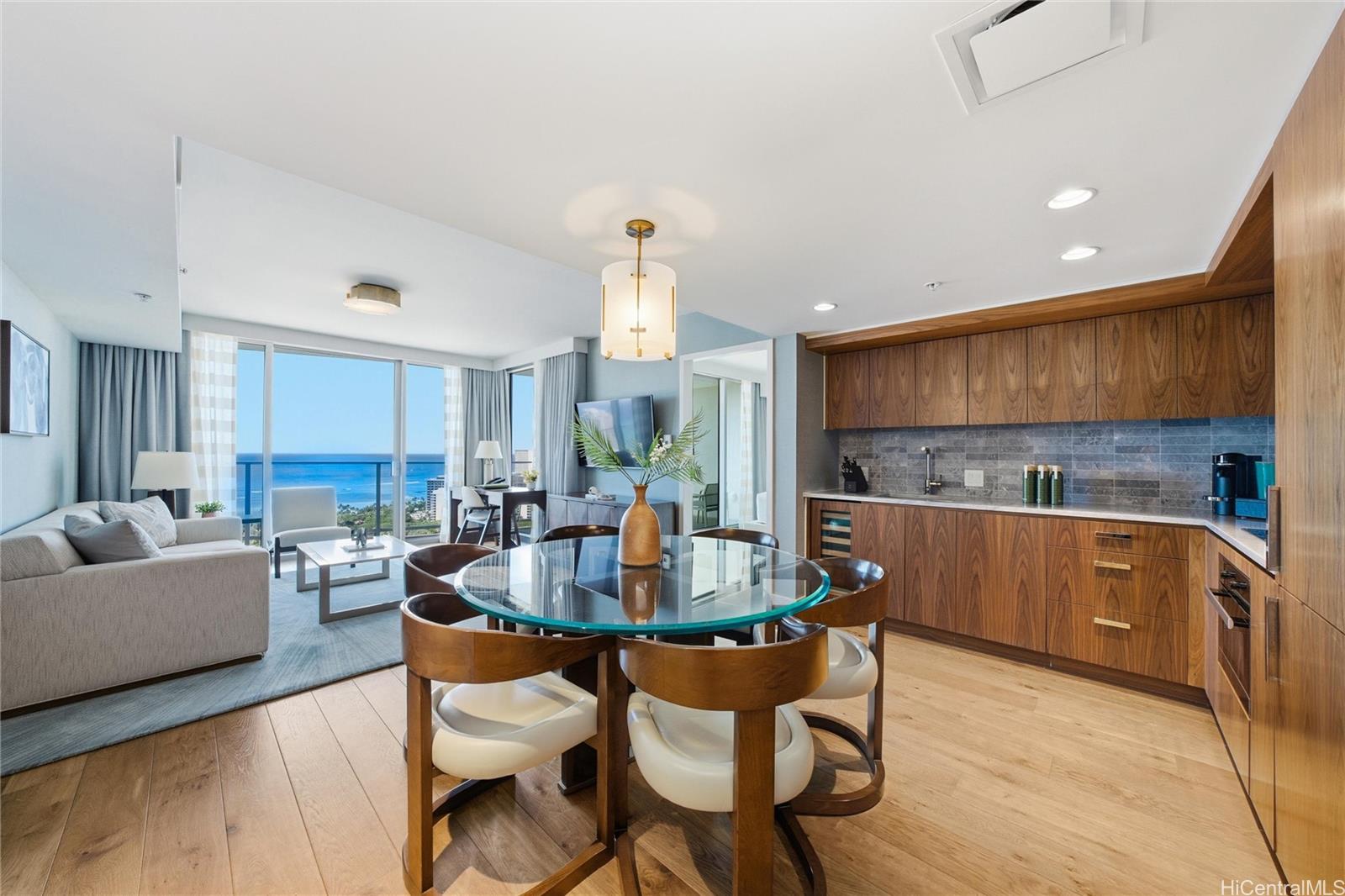 2139 Kuhio Avenue 3005