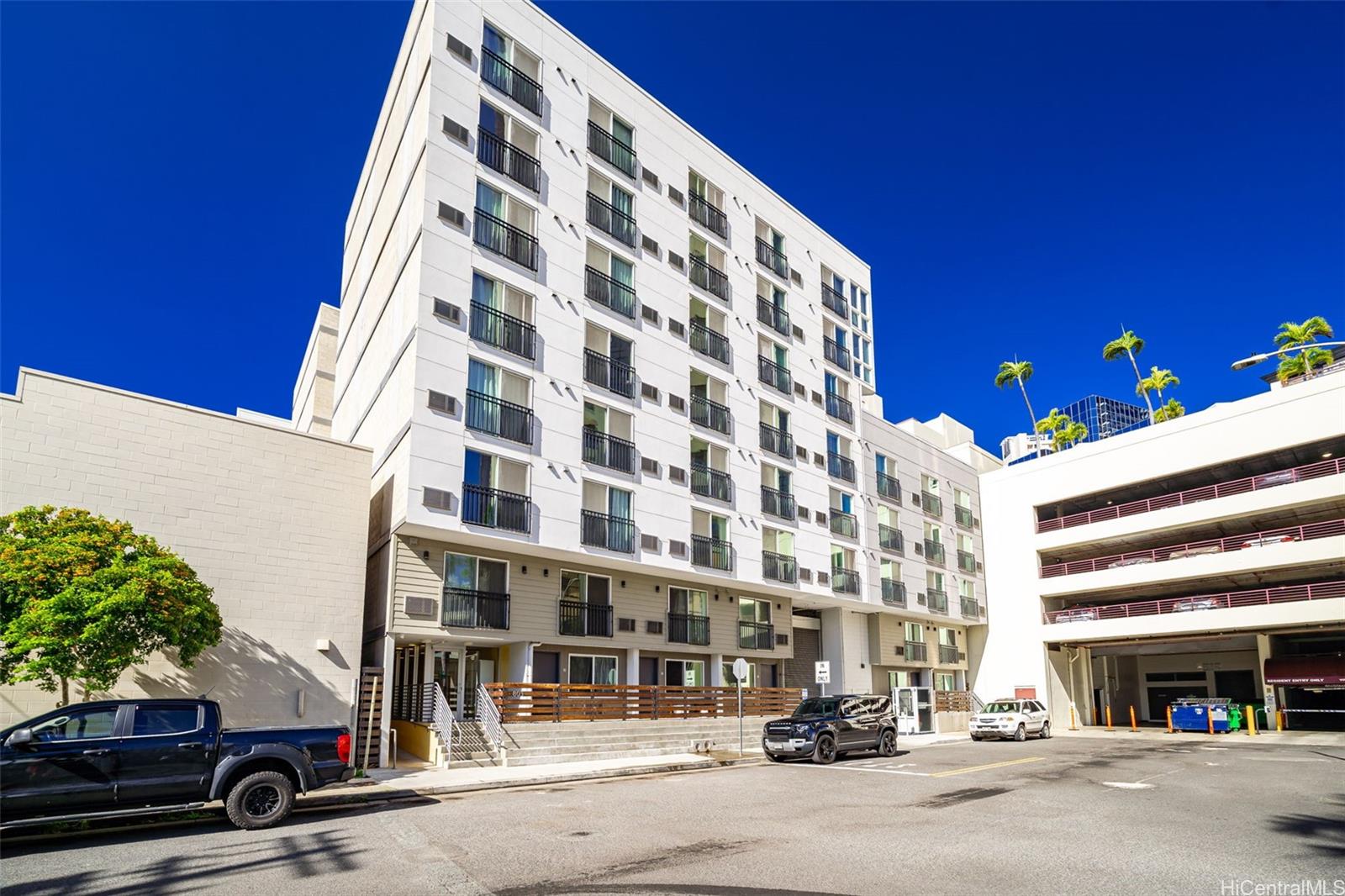 803 Waimanu Street 214