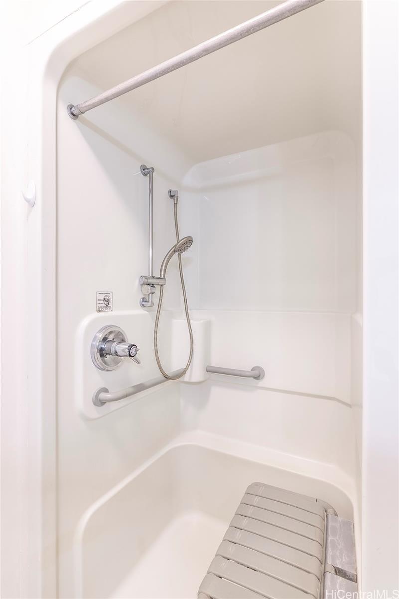 95-1050 Makaikai Street  Unit 11E