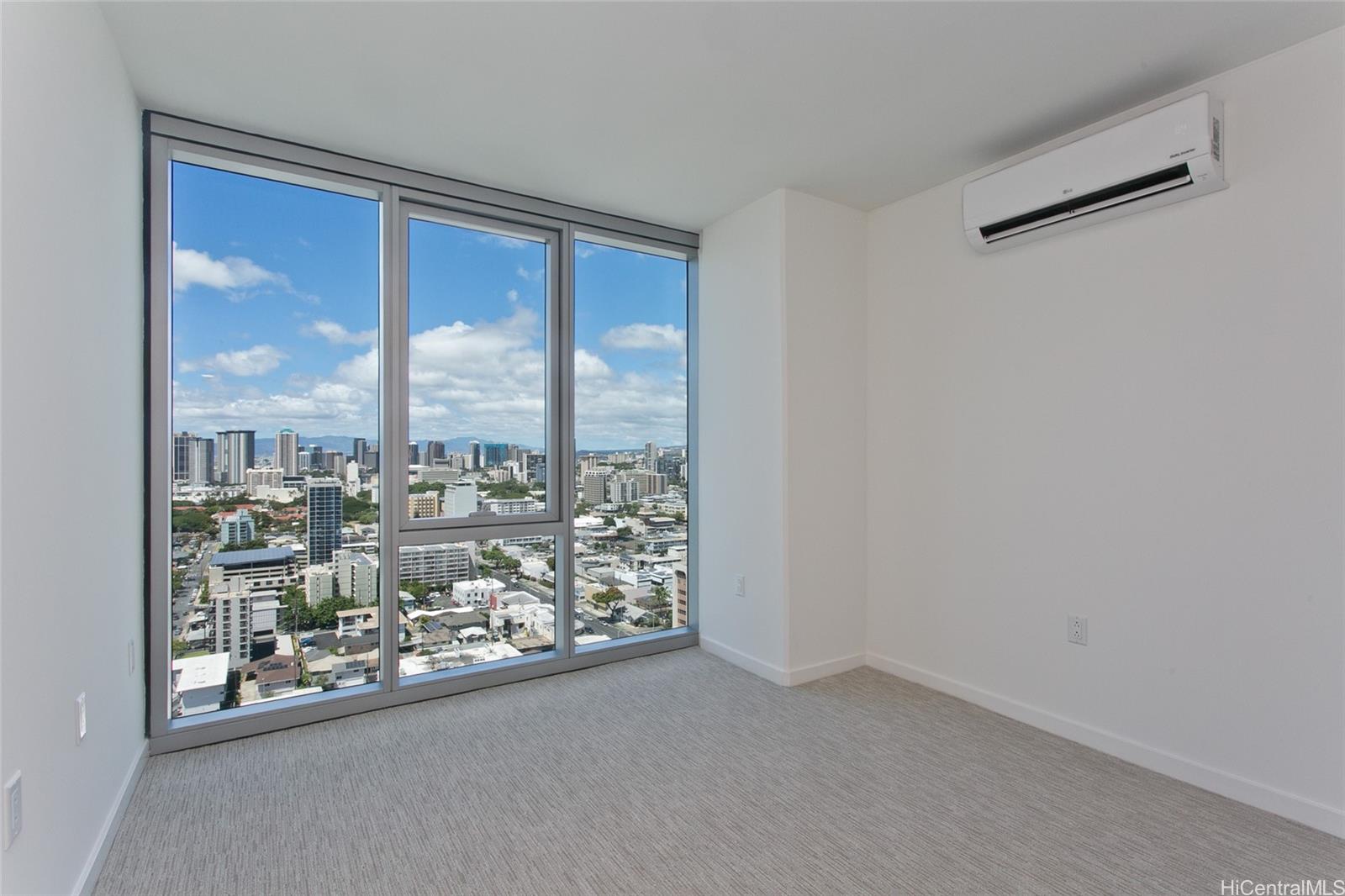 1515 Liona Street  Unit 2618