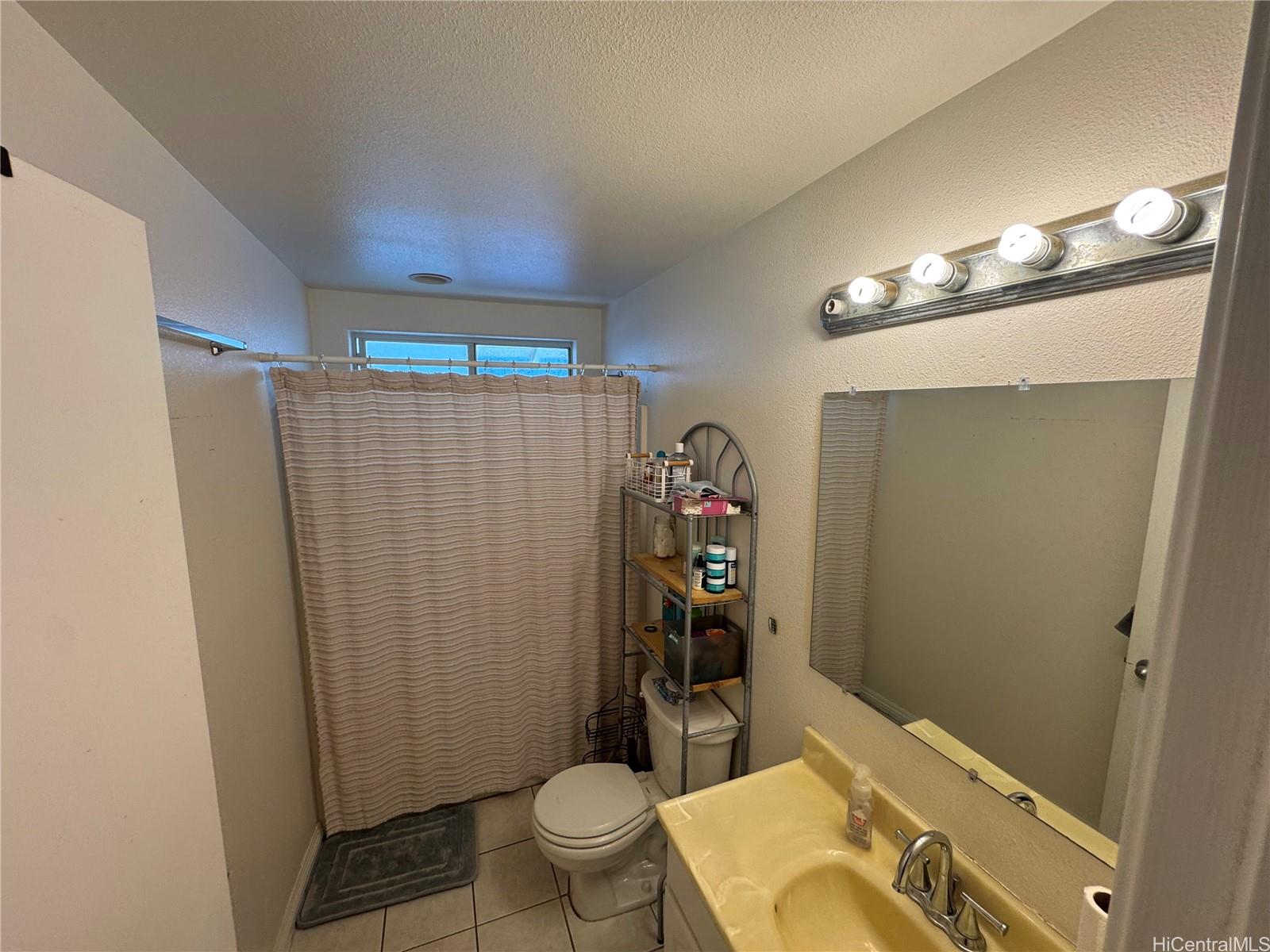 1541 Palolo Avenue  Unit A