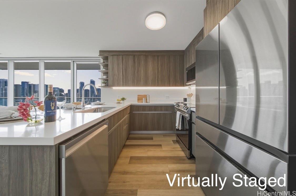1500 Rycroft Street  Unit 1712R
