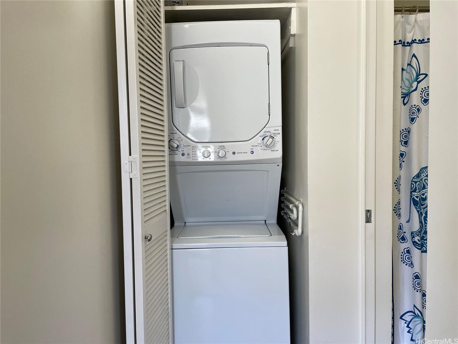 2474 Kapiolani Boulevard  Unit 503