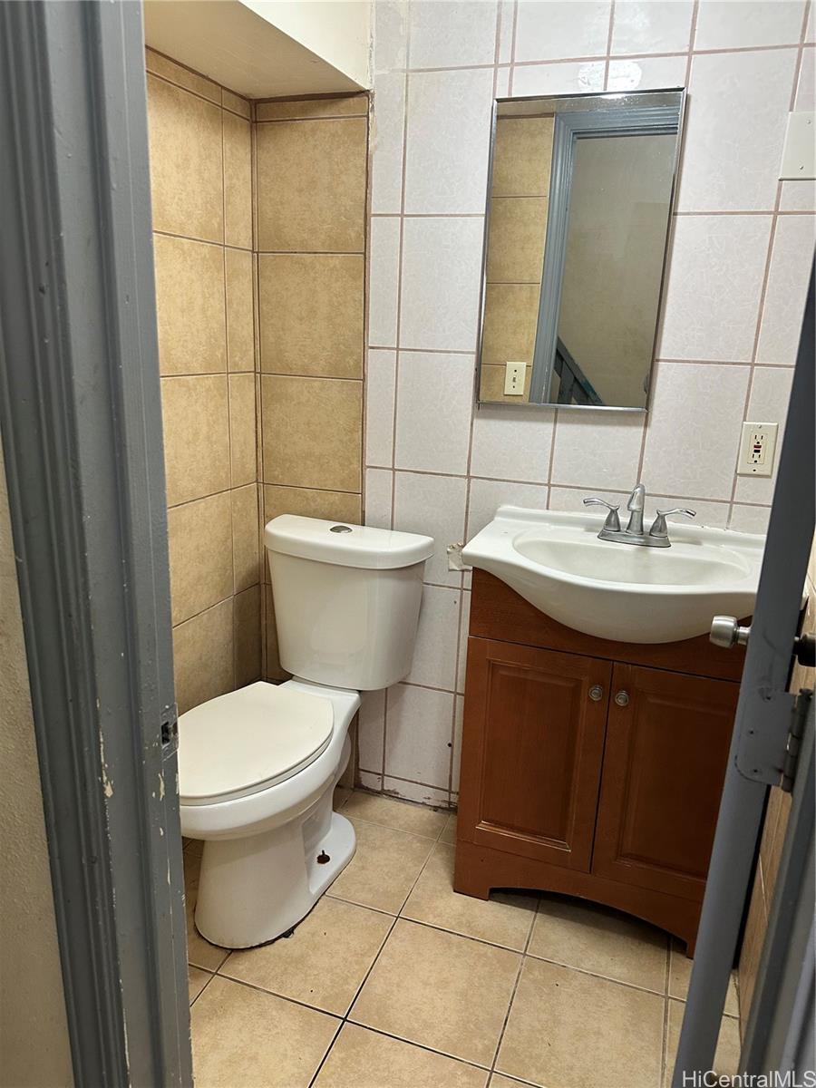 Photo 22 of 24