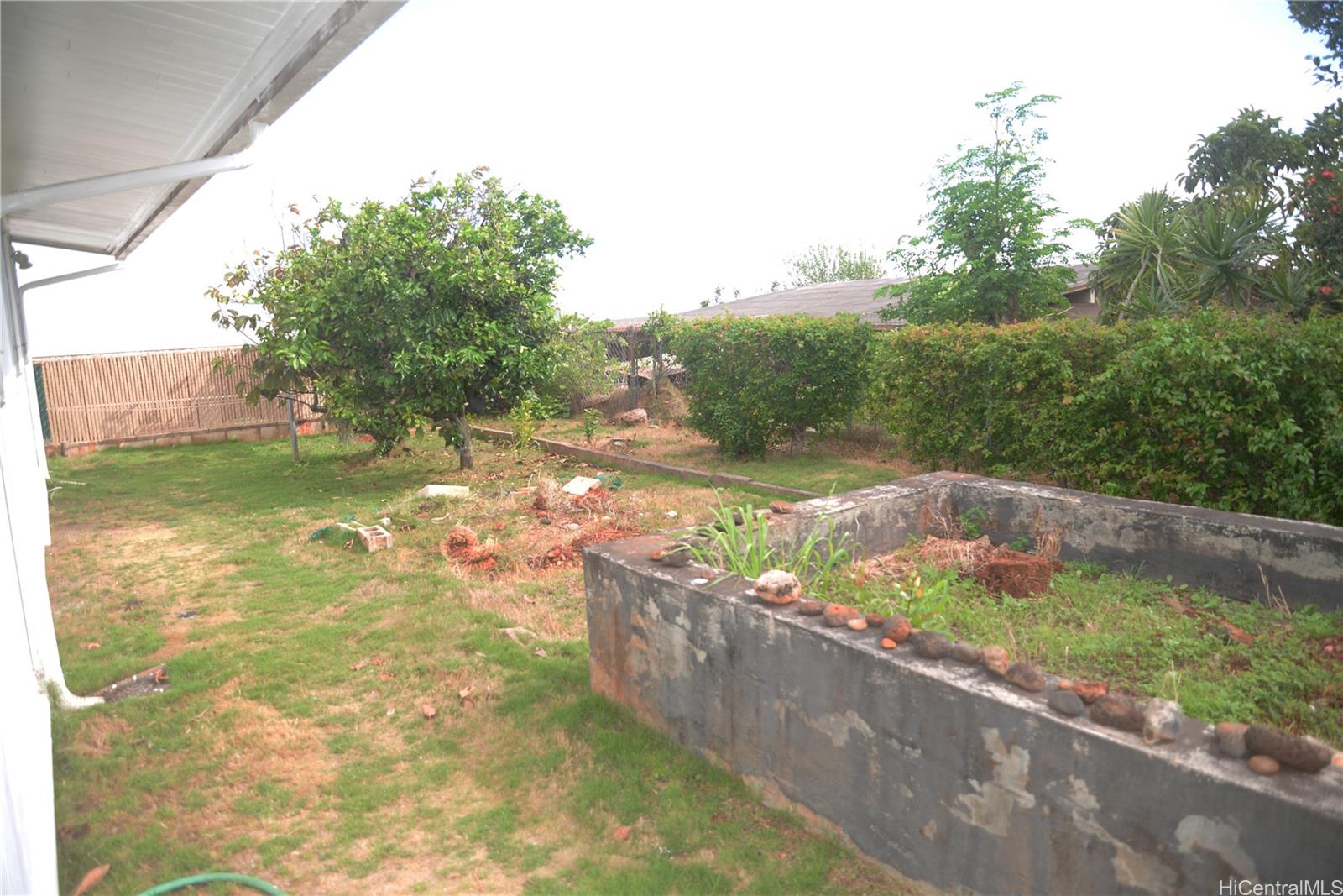 Photo 20 of 23
