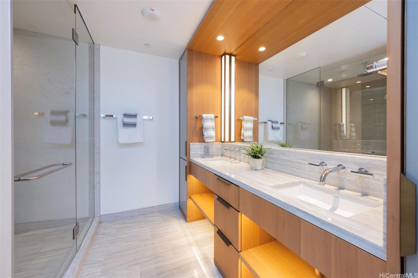 1100 Ala Moana Boulevard  Unit 903