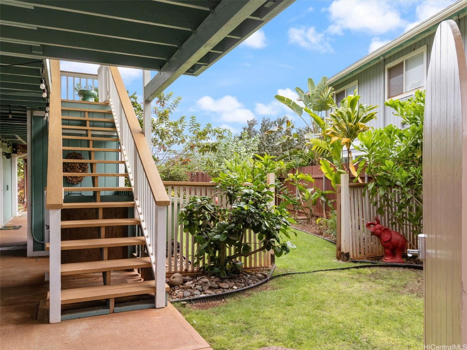 Photo 19 of 25