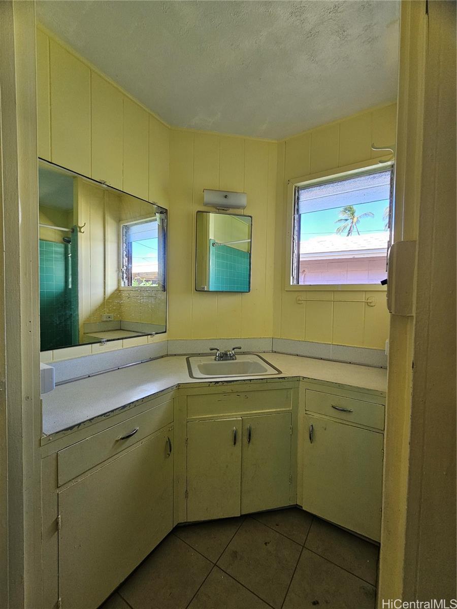 91-30 Pohakupuna Place