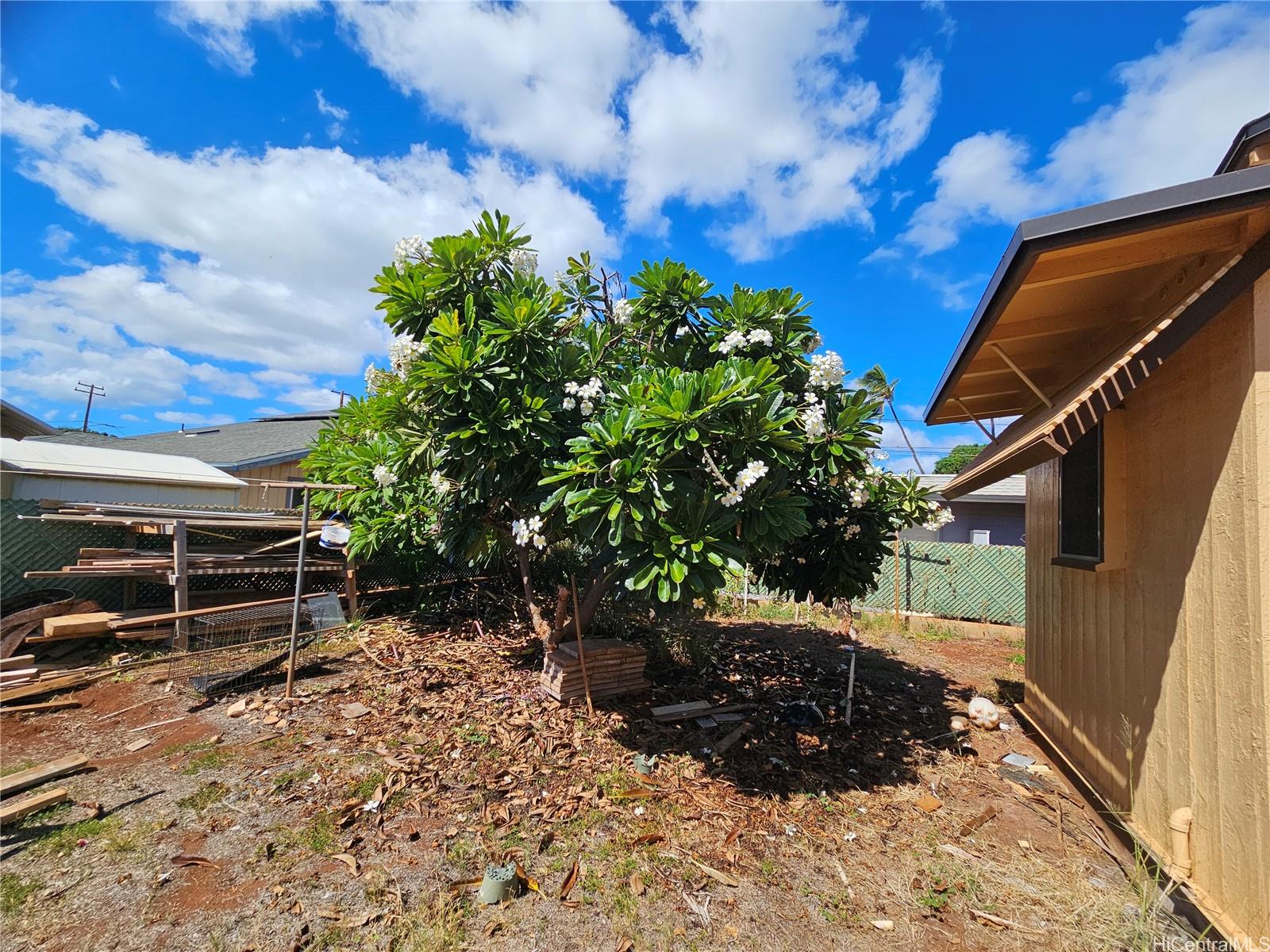 91-30 Pohakupuna Place