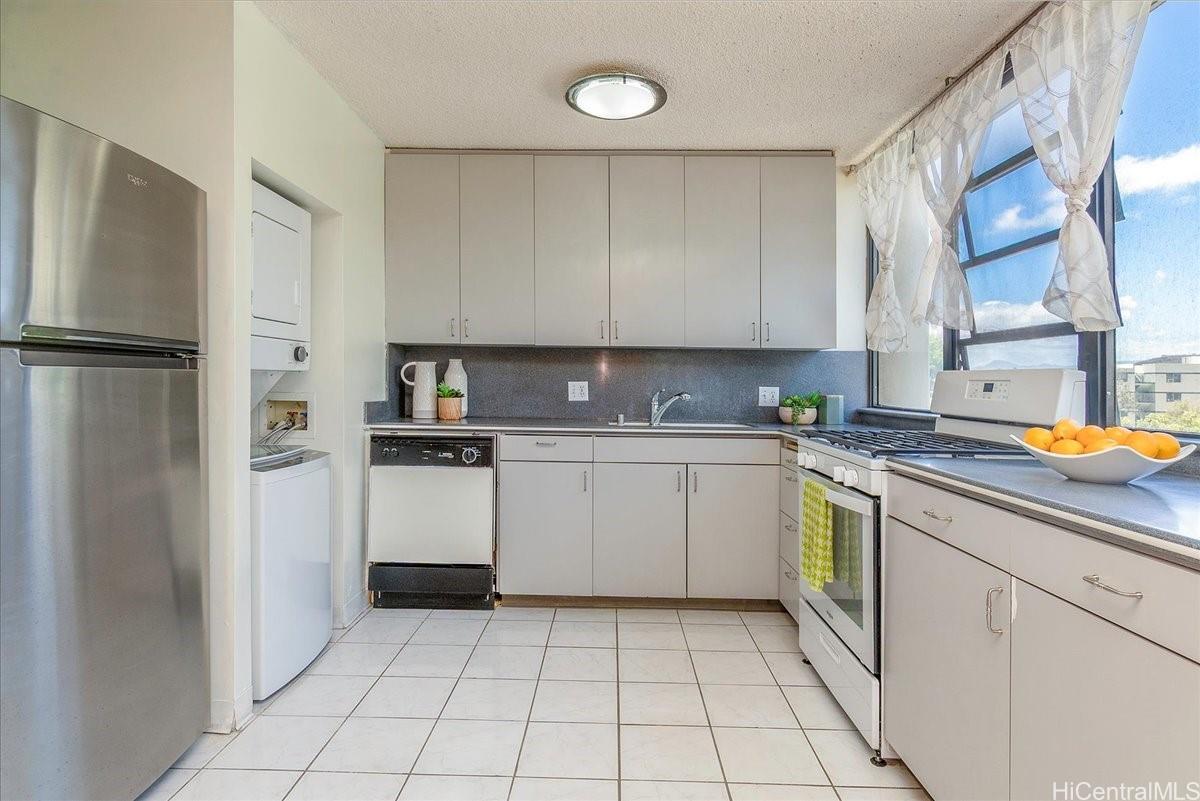 2929 Ala Ilima Street  Unit 202