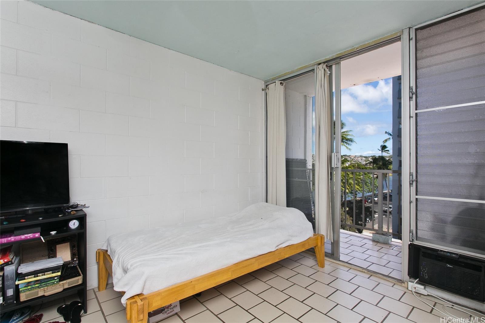Photo 2 of 10