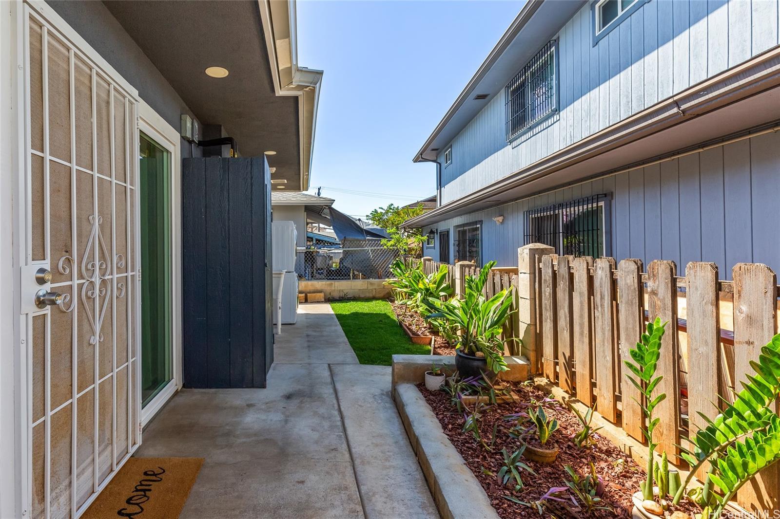 642 N Vineyard Boulevard  Unit E