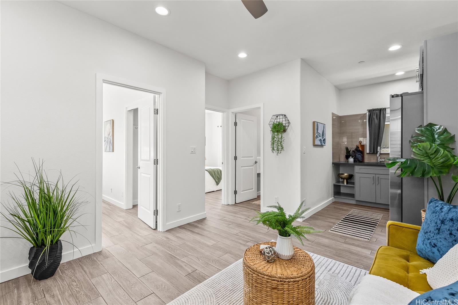 642 N Vineyard Boulevard  Unit E