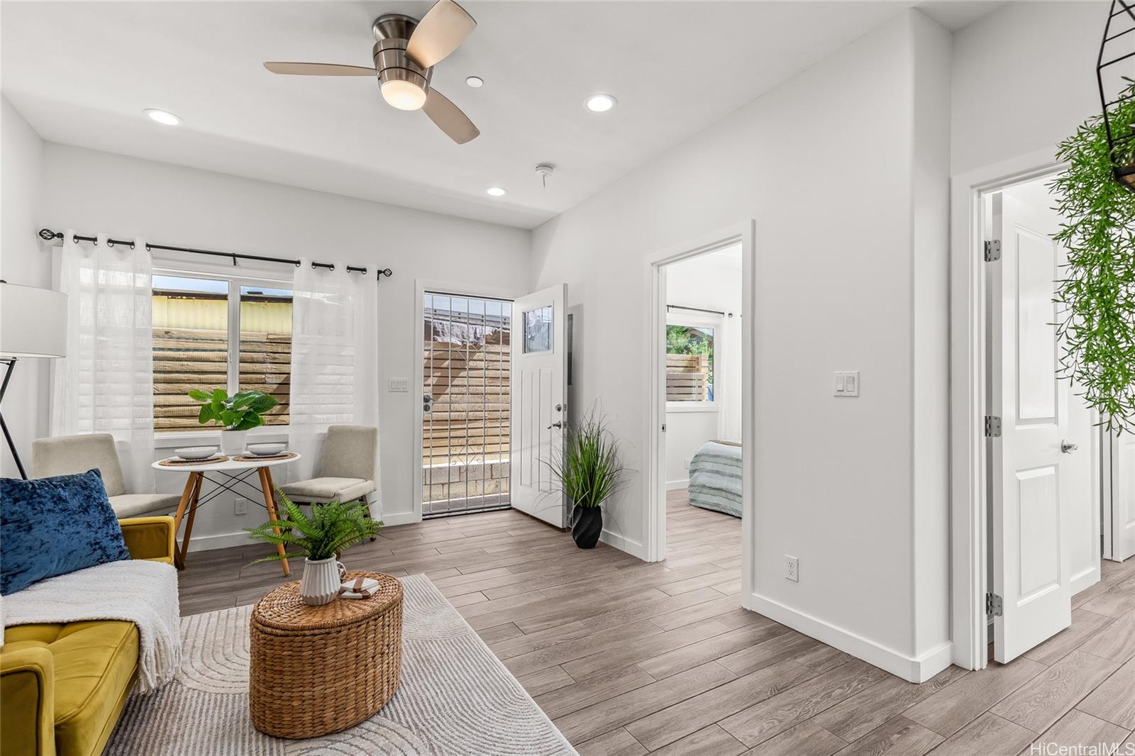 642 N Vineyard Boulevard  Unit E