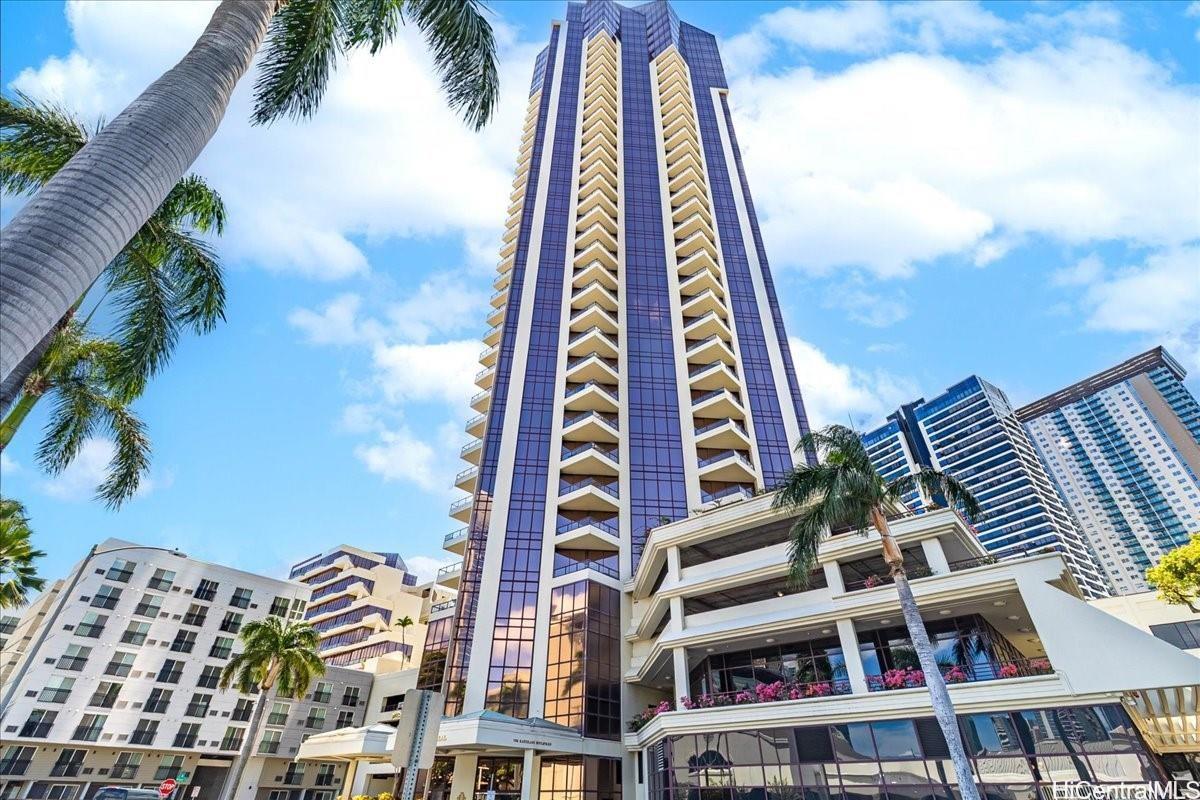 725 Kapiolani Boulevard 1802