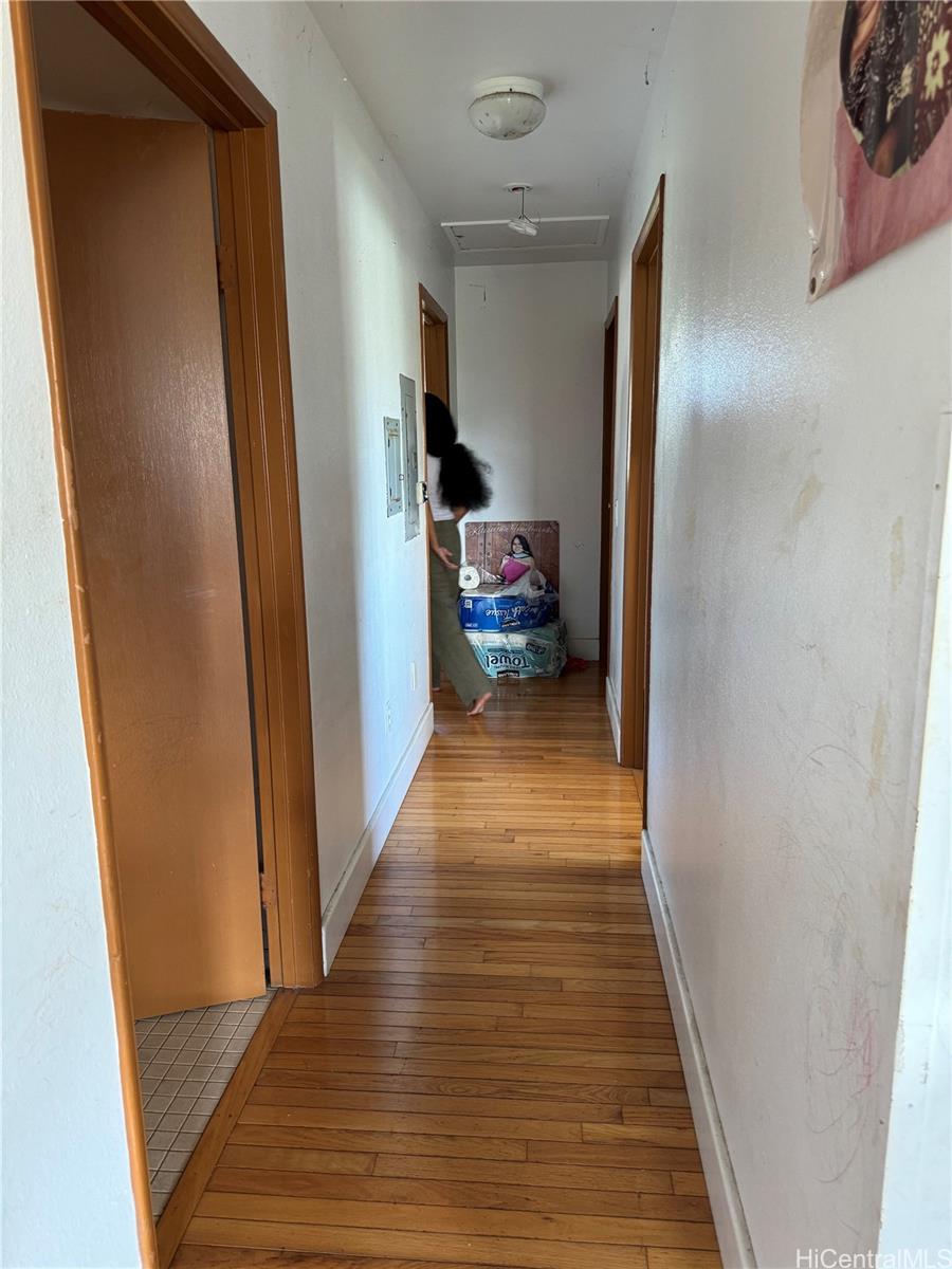 Photo 16 of 21