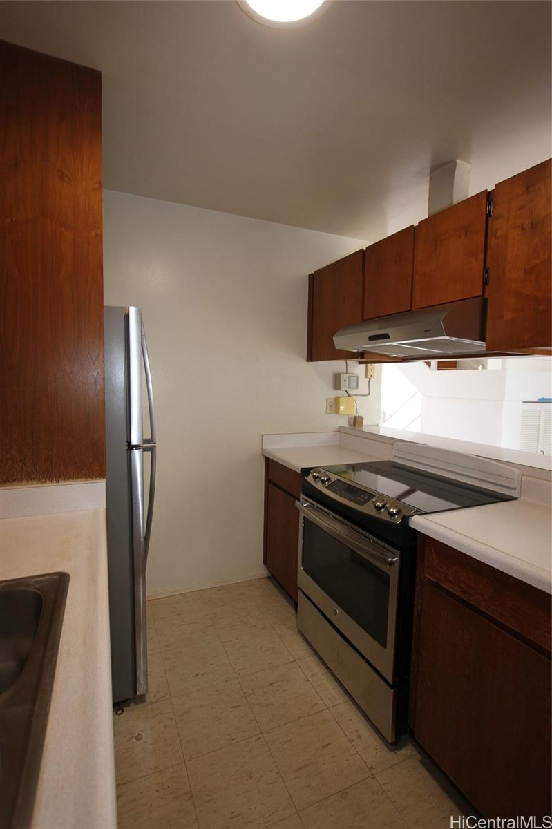 Photo 3 of 22