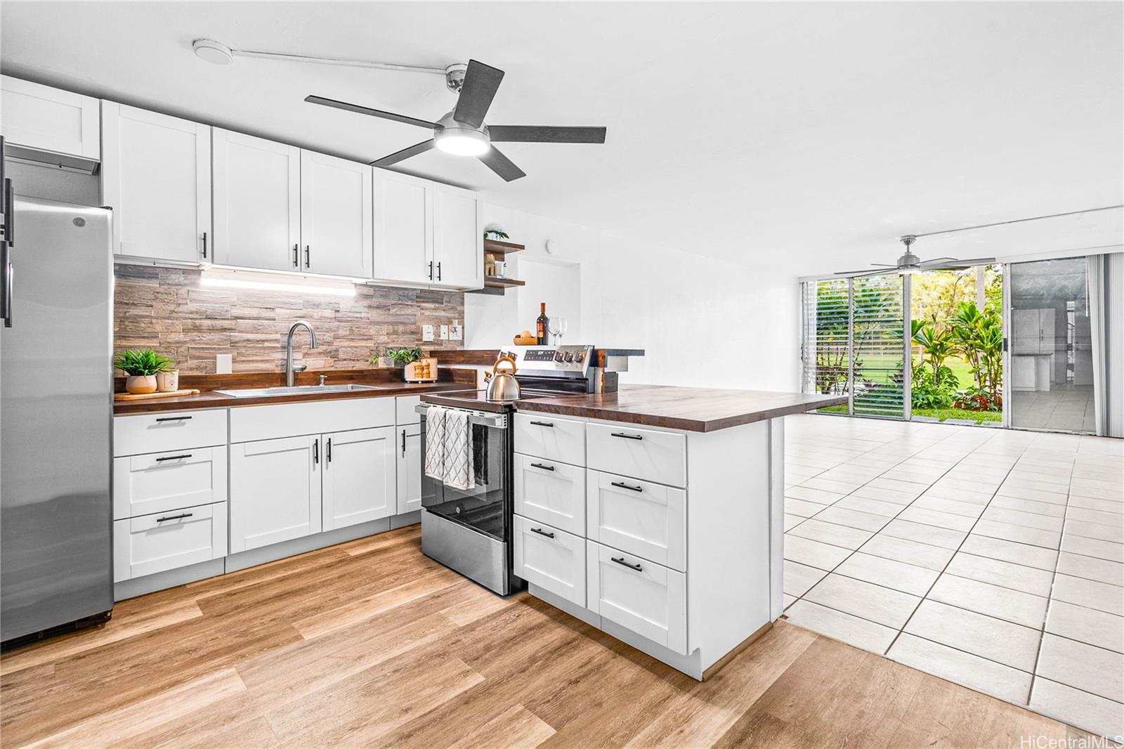 95-045 Waikalani Drive G101