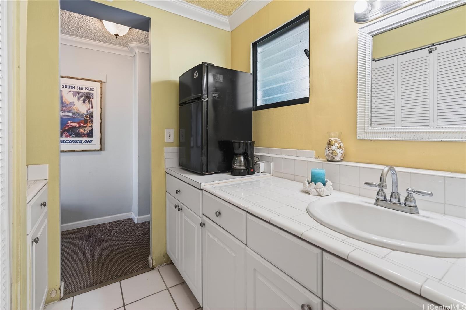 134 Kapahulu Avenue  Unit 618