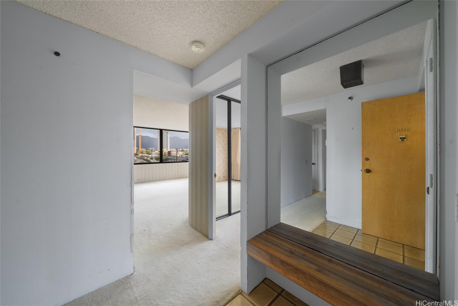 2232 Kapiolani Boulevard  Unit 404