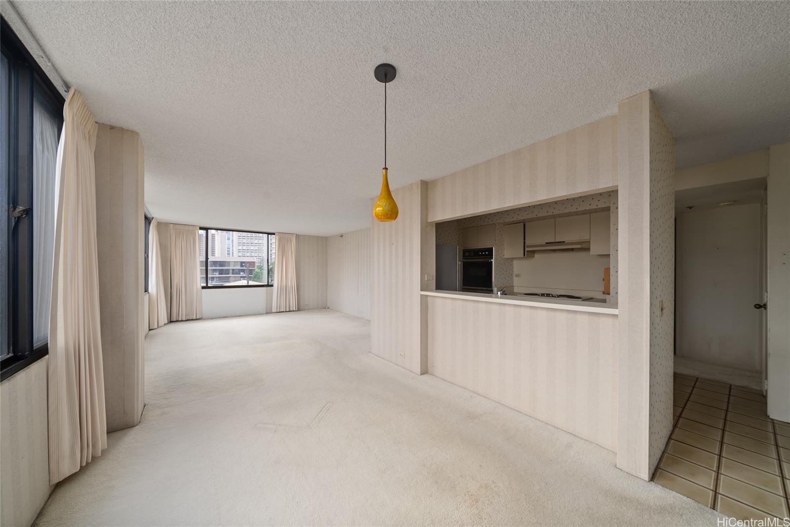 2232 Kapiolani Boulevard  Unit 404