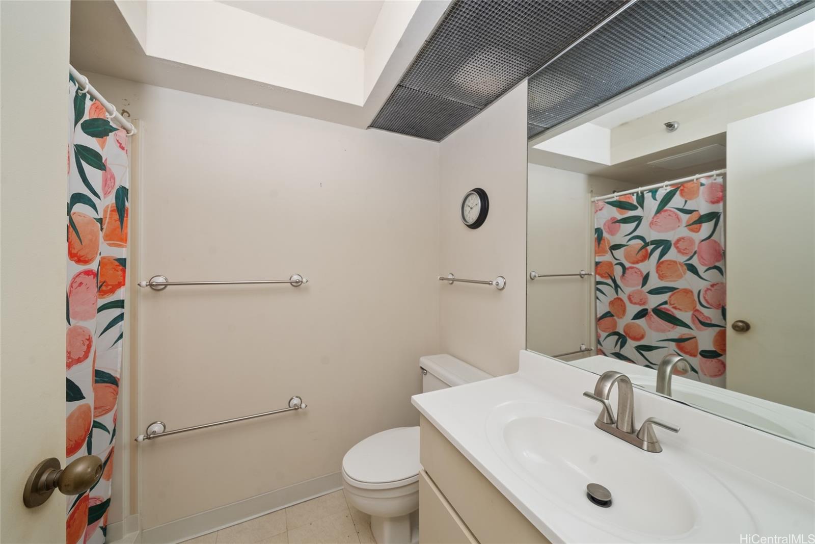 2232 Kapiolani Boulevard  Unit 404