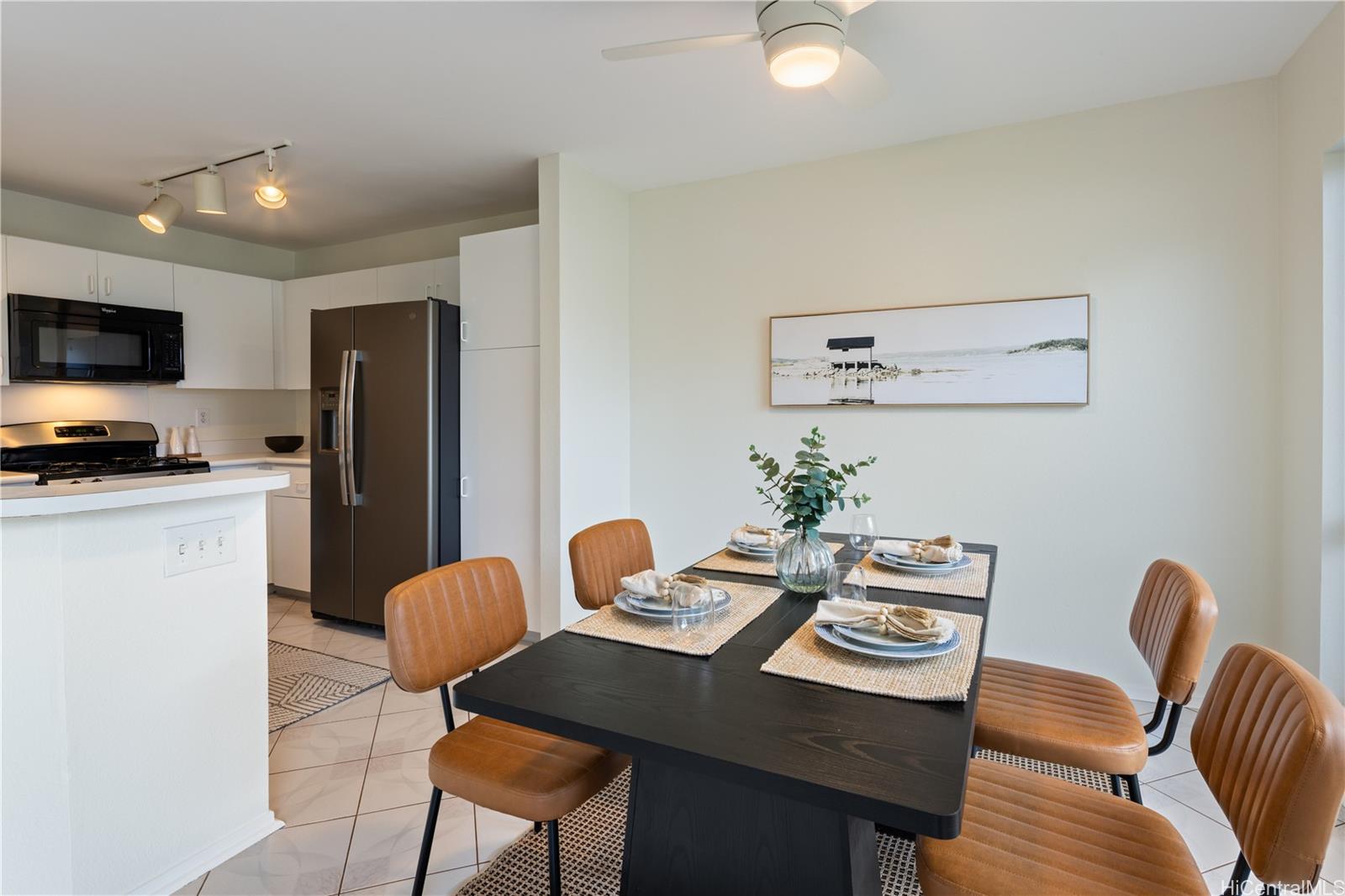 Photo 5 of 24
