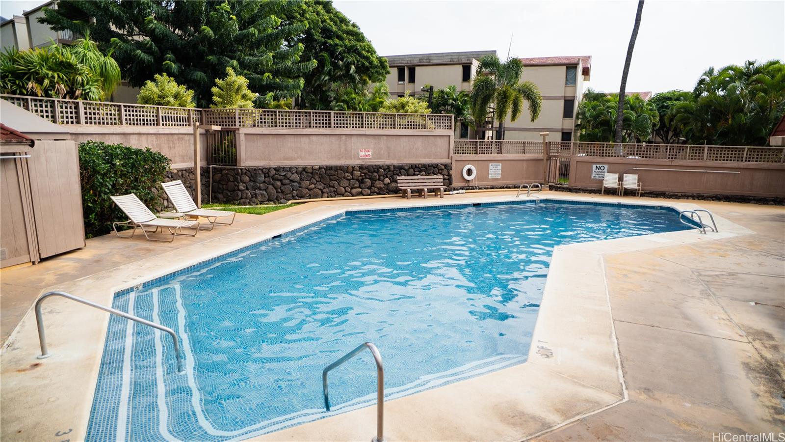 84-707 Kiana Place  Unit 106B