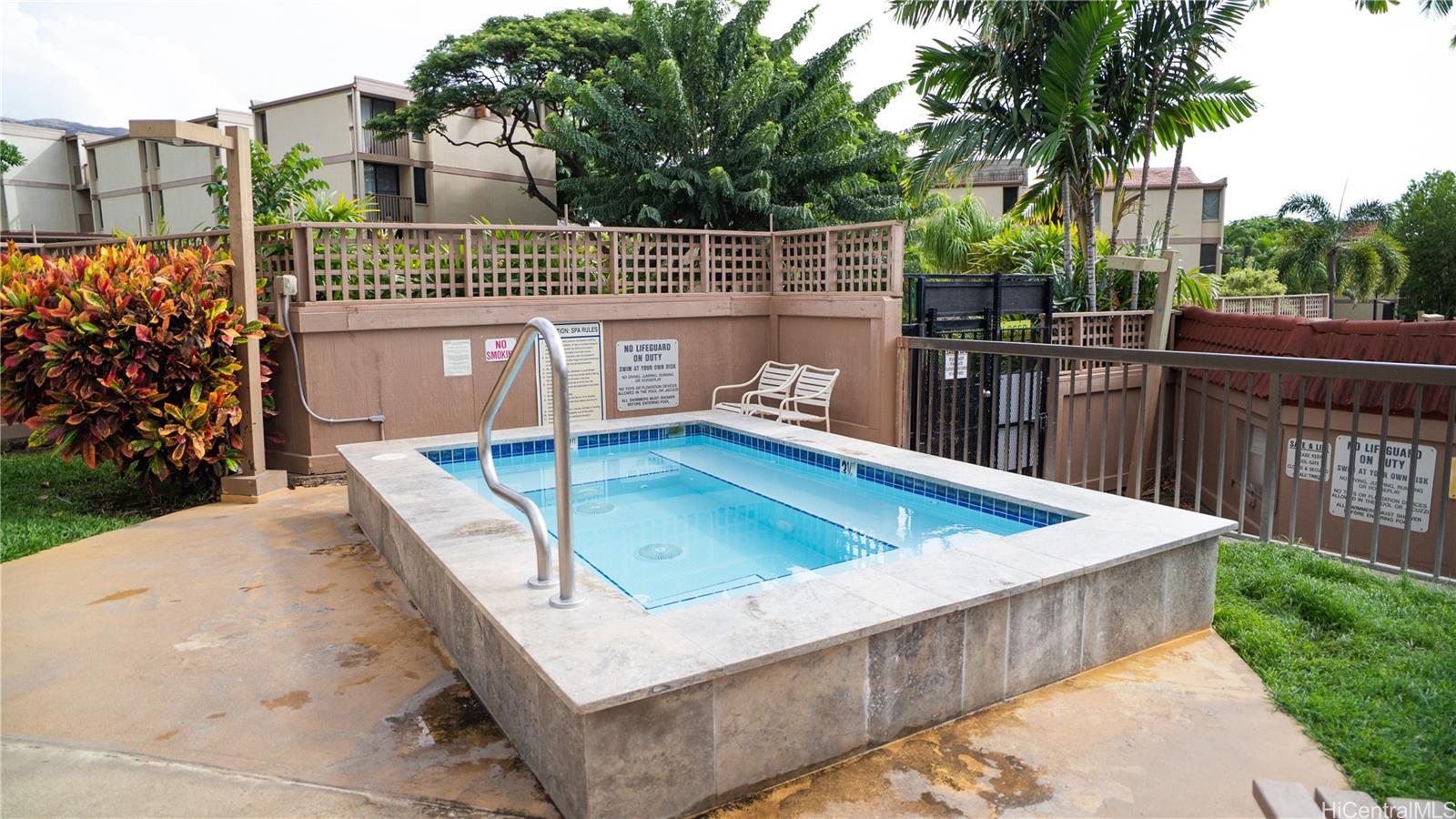 84-707 Kiana Place  Unit 106B