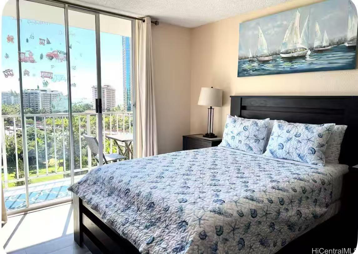 1920 Ala Moana Boulevard 1111