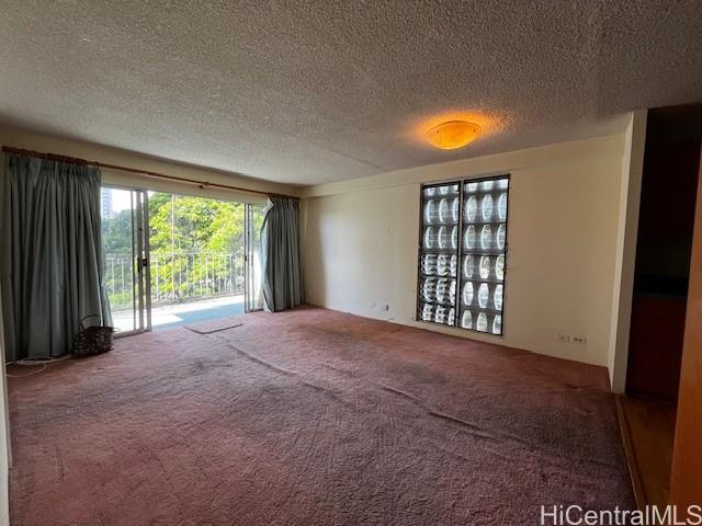 Photo 9 of 21