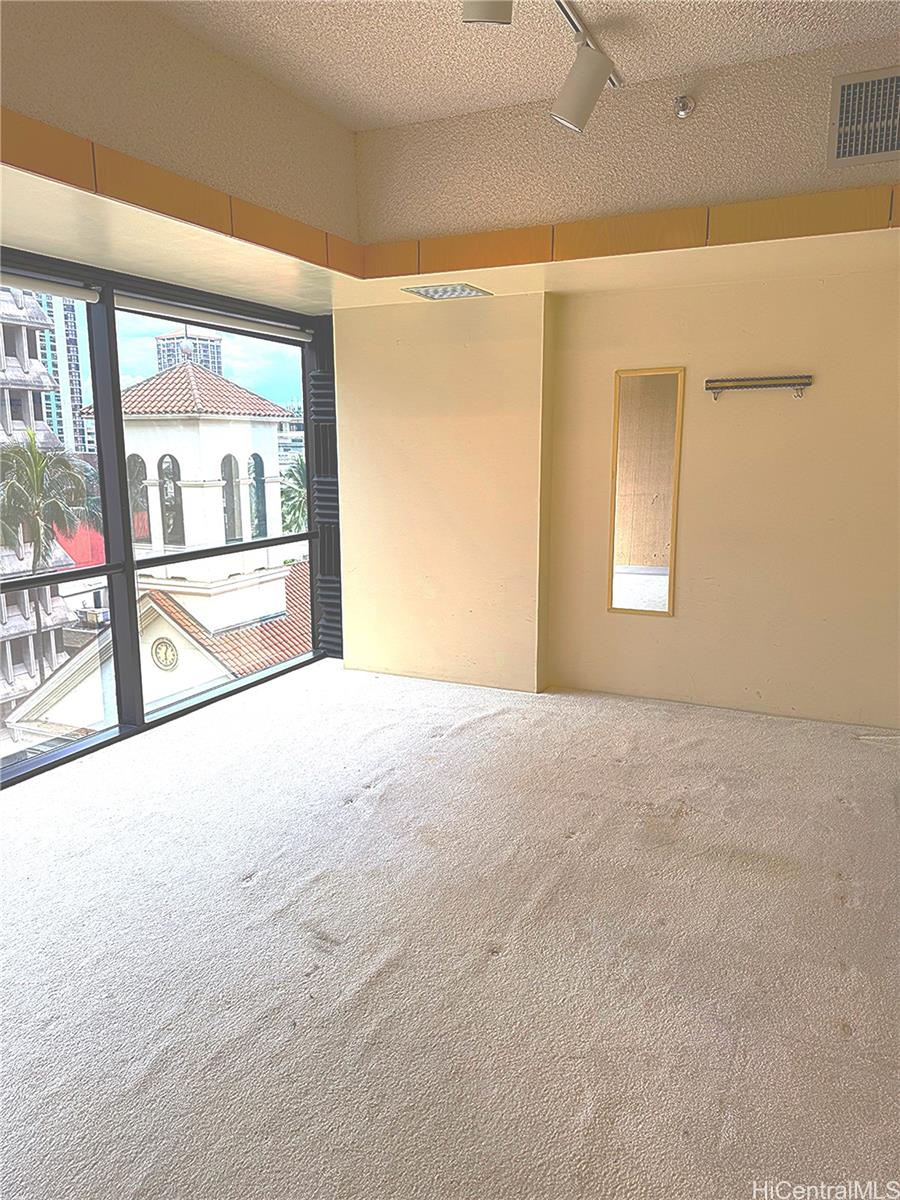 Photo 6 of 12