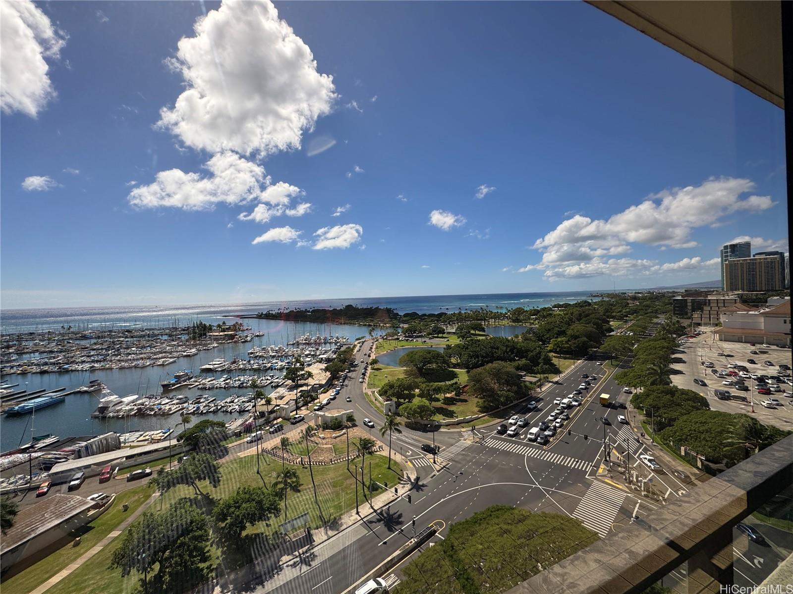 1600 Ala Moana Boulevard 1808