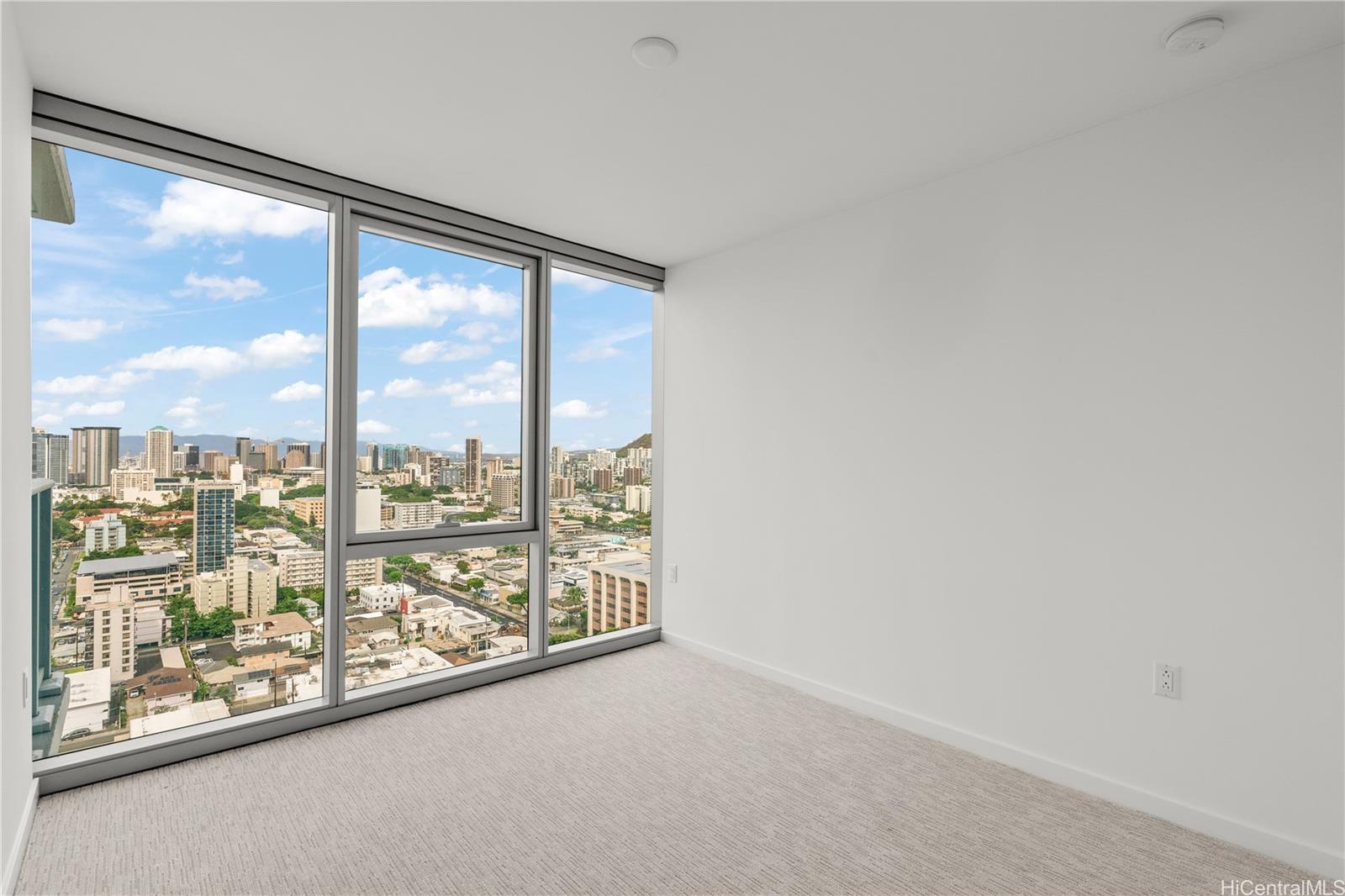 1515 Liona Street  Unit 2616