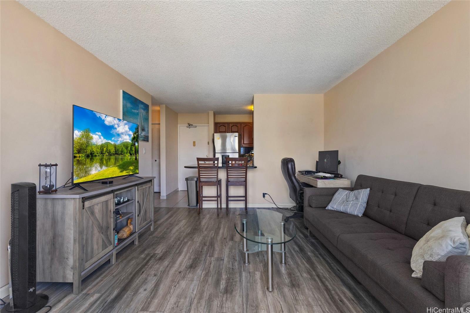 725 Piikoi Street  Unit 803