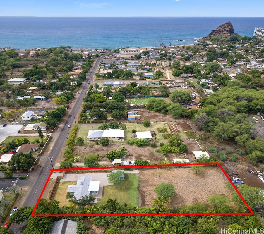 84-358 Makaha Valley Road