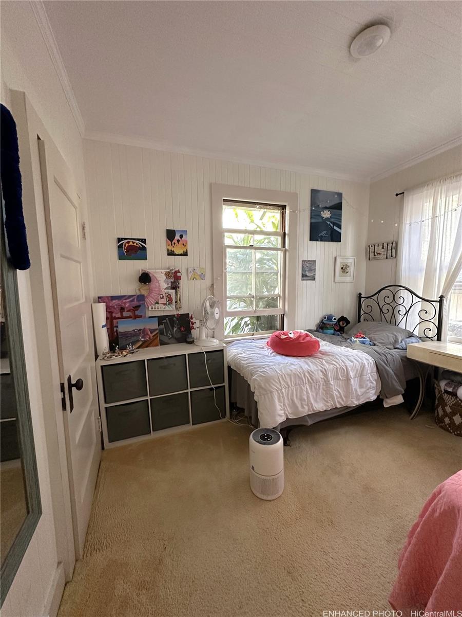 Photo 18 of 24