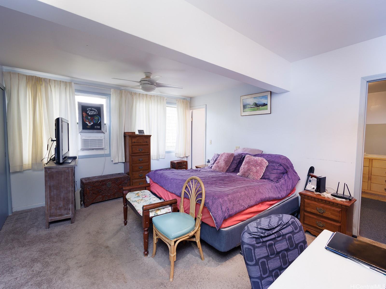 Photo 15 of 25