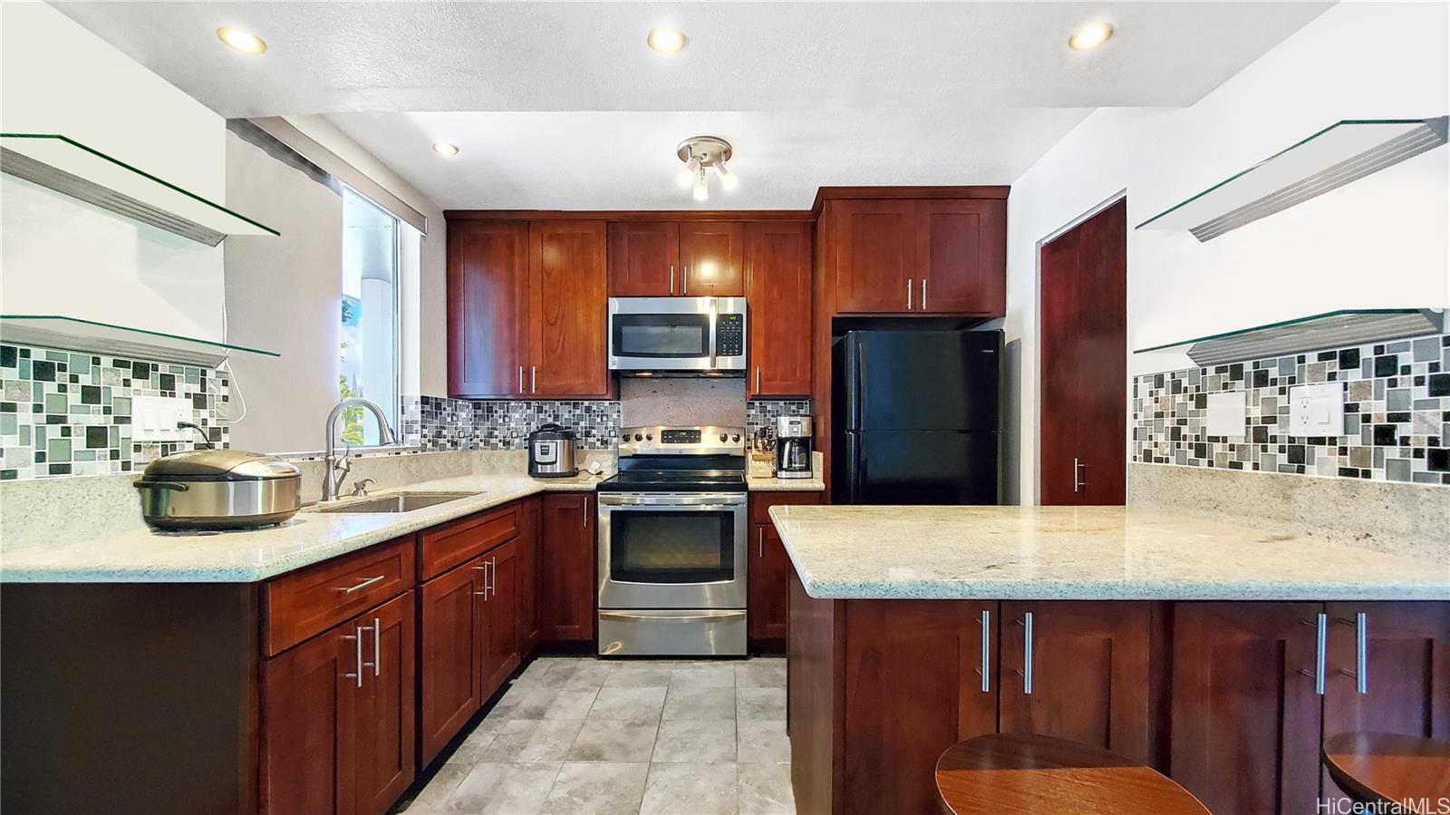 95-644 Hanile Street E202