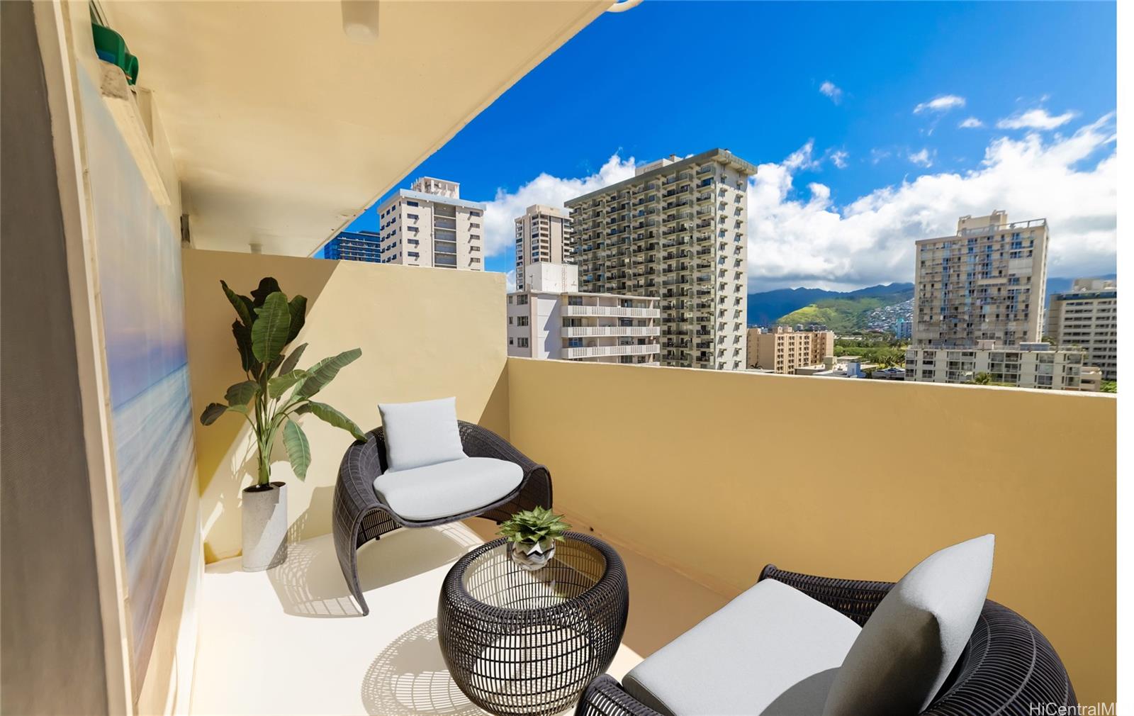 2463 Kuhio Avenue 1102
