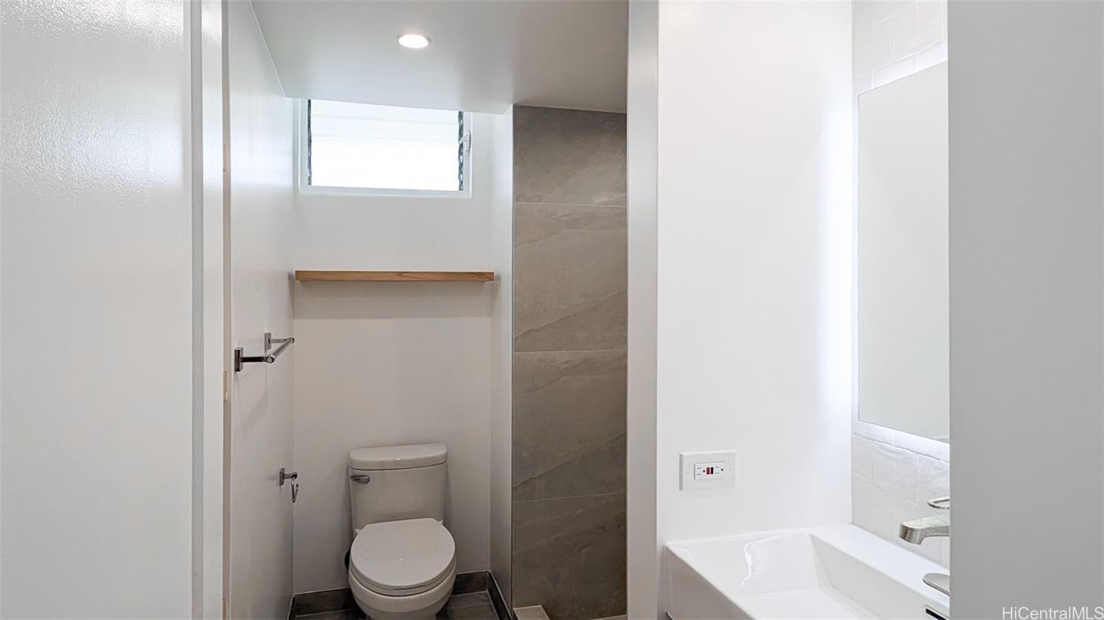 1716 Keeaumoku Street  Unit 501