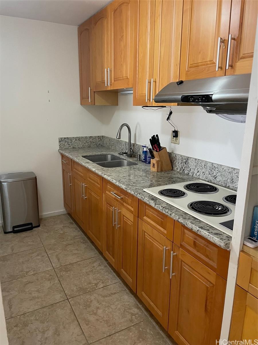 Photo 8 of 22
