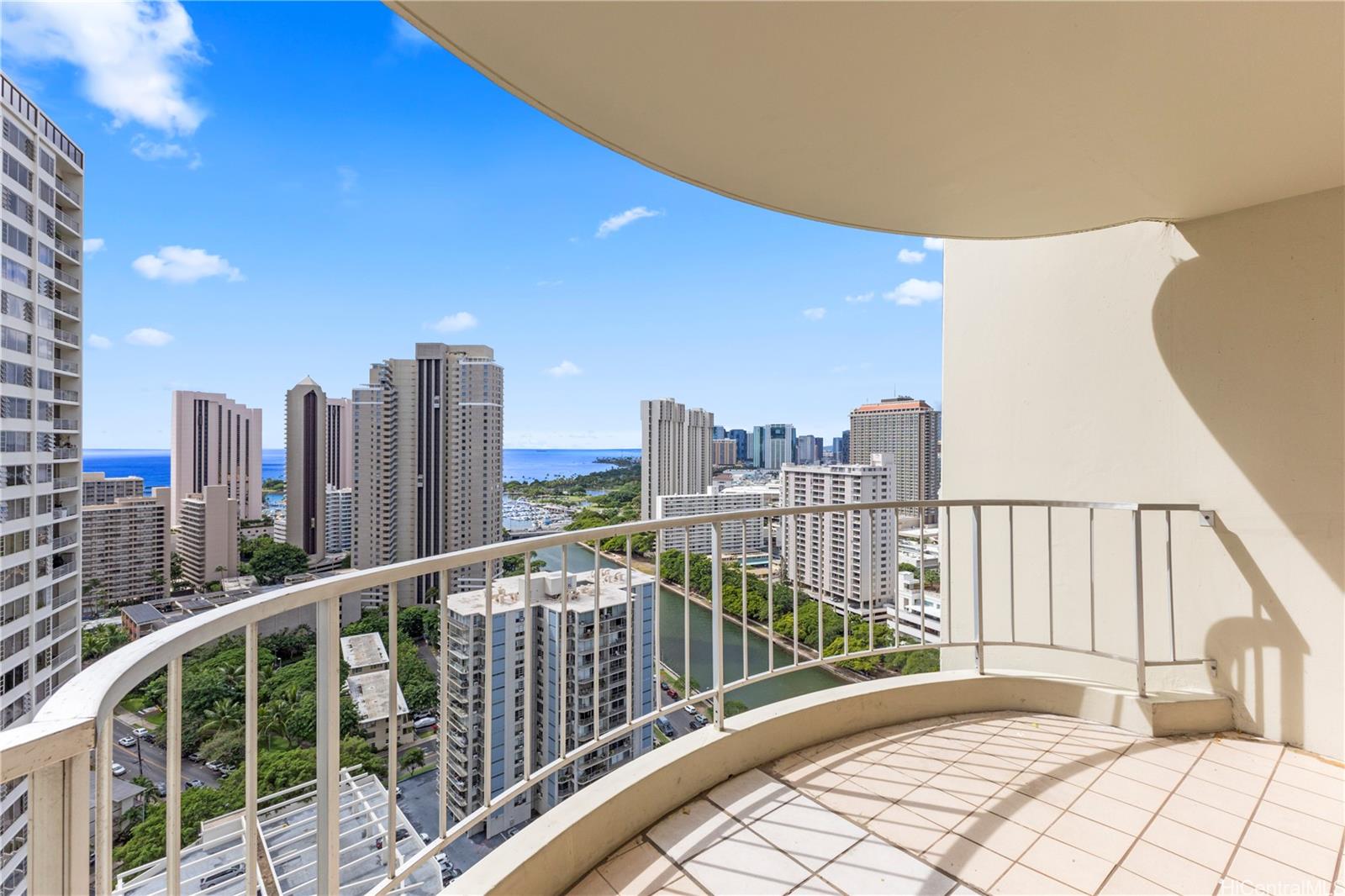 1717 Ala Wai Boulevard 2809
