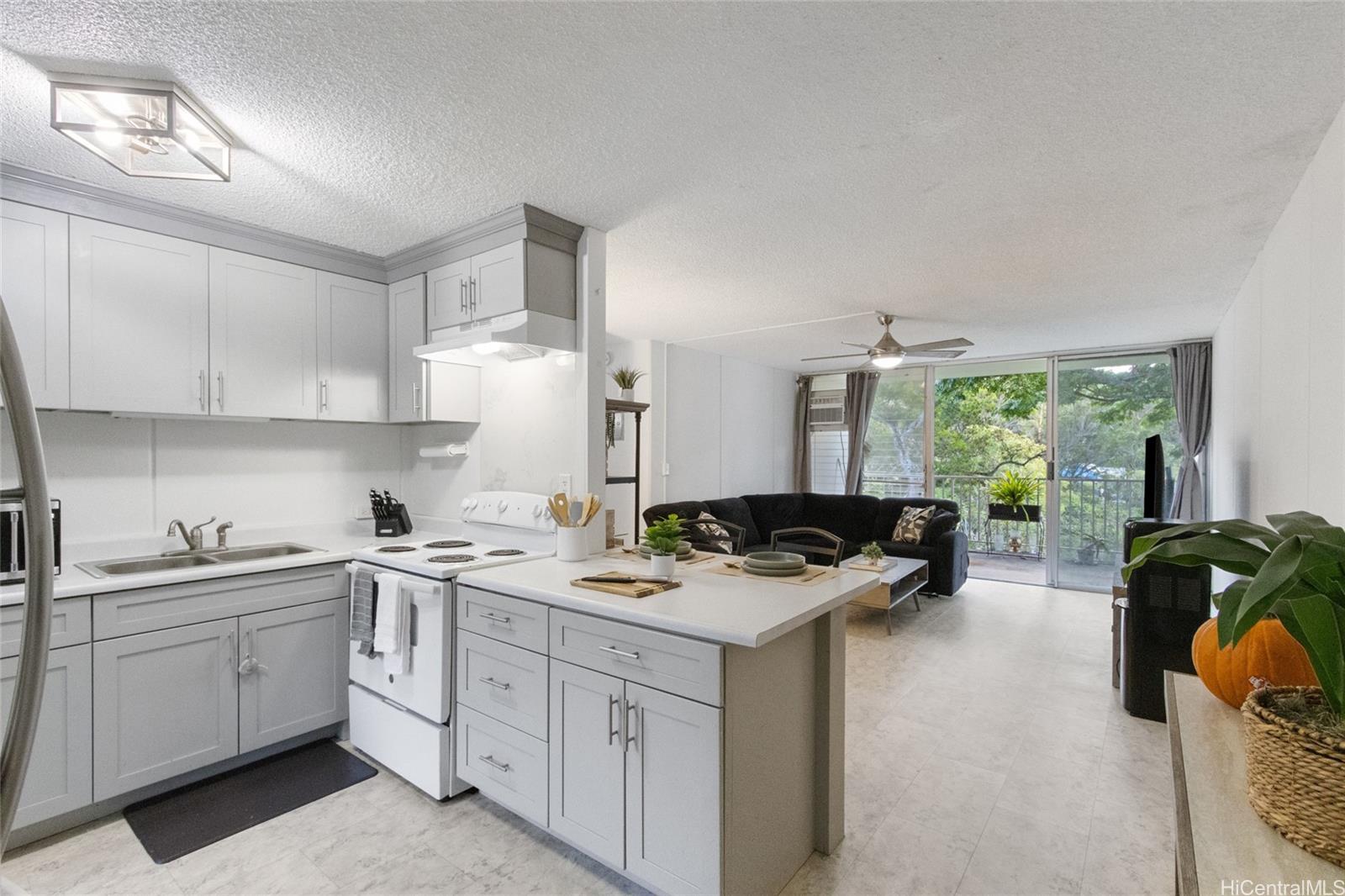 95-2035 Waikalani Place B302